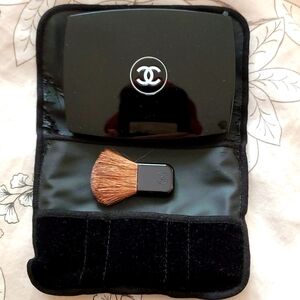 Chanel Essentielle makeup palette with case and brush